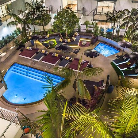 Beverly Grove Chic City Oasis 2 Bedroom Apt With Den 138 Los Angeles Bagian luar foto