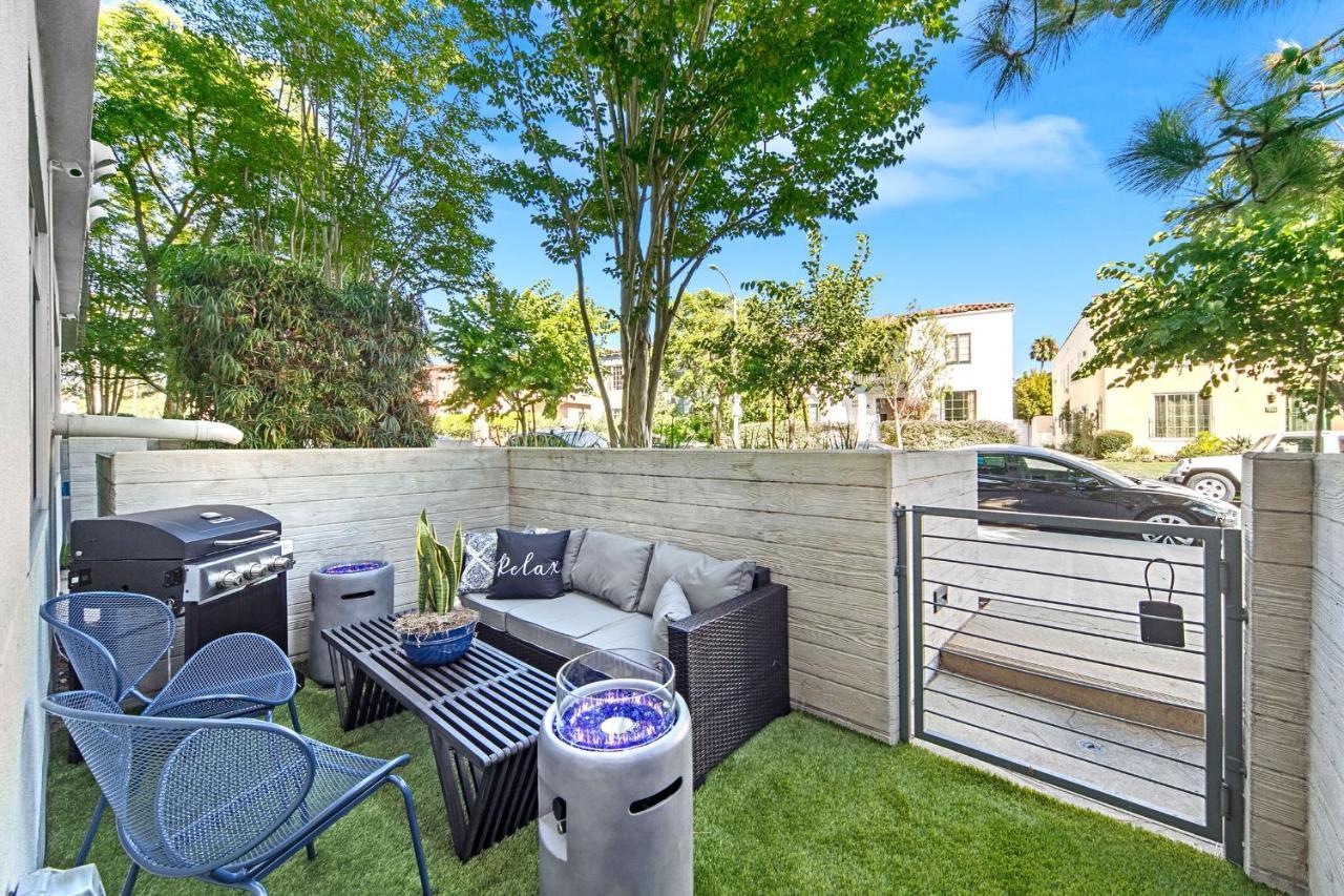 Beverly Grove Chic City Oasis 2 Bedroom Apt With Den 138 Los Angeles Bagian luar foto