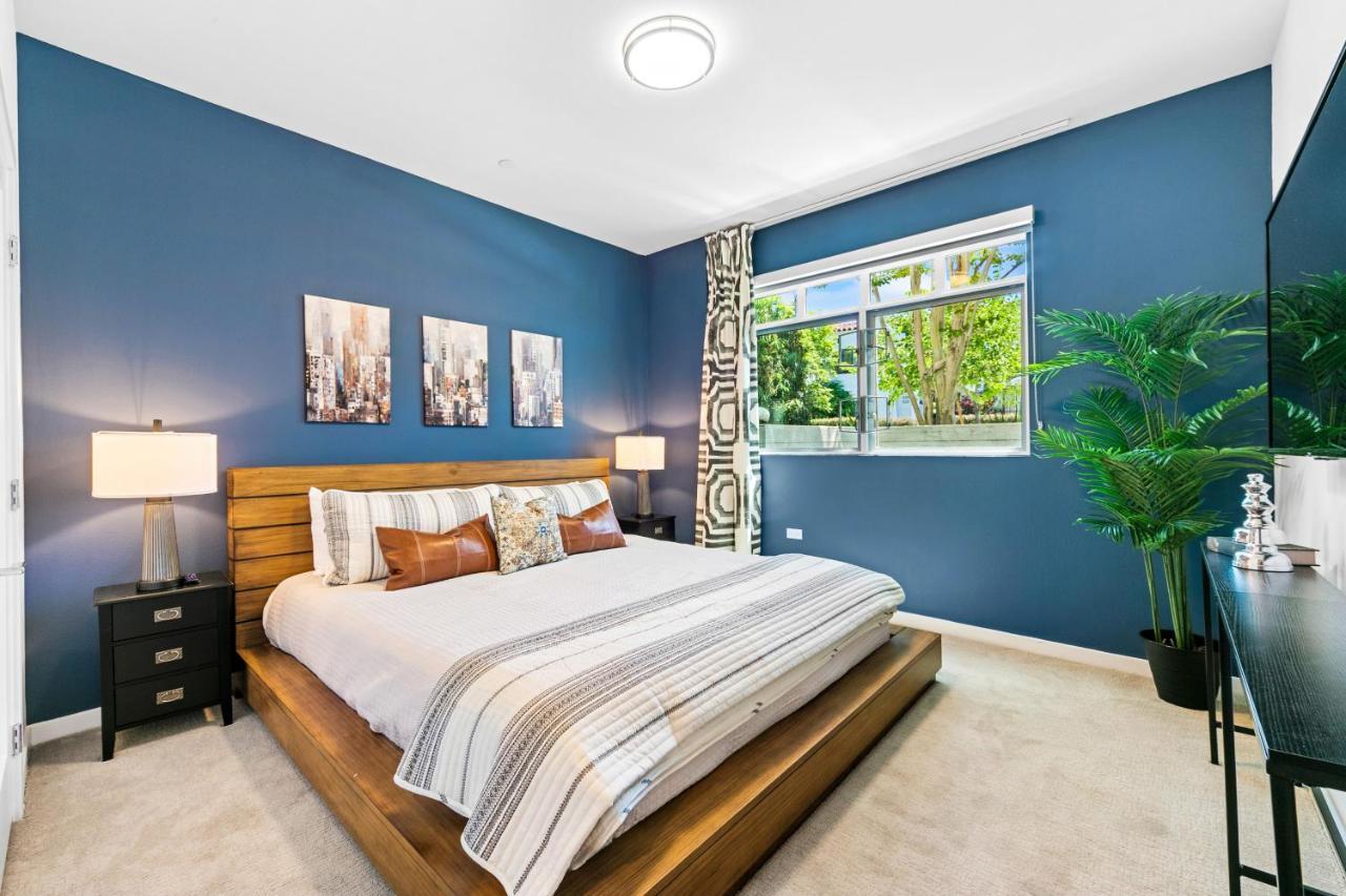 Beverly Grove Chic City Oasis 2 Bedroom Apt With Den 138 Los Angeles Bagian luar foto