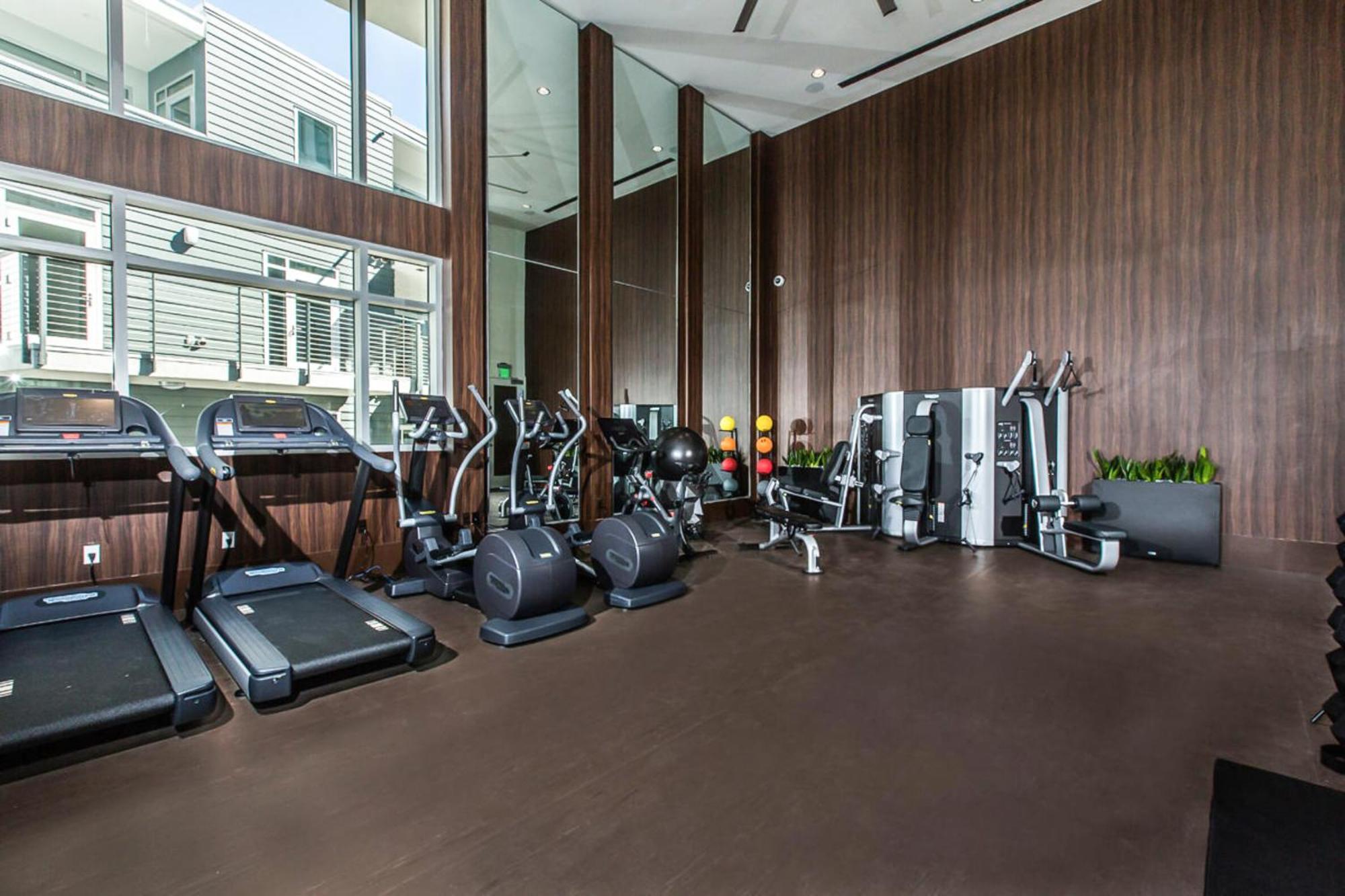 Beverly Grove Chic City Oasis 2 Bedroom Apt With Den 138 Los Angeles Bagian luar foto